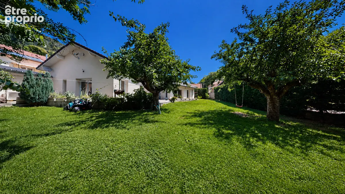 Saint-Martin-d'Uriage, maison récente dans un environnement privilégié - photo 16