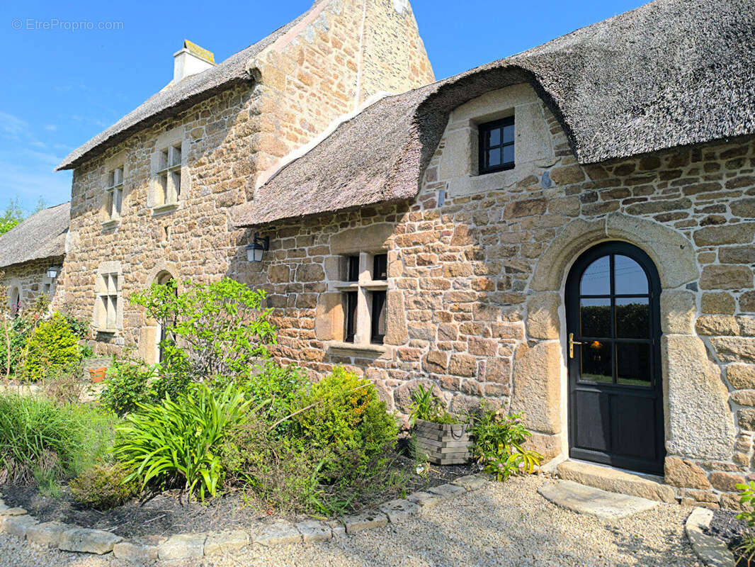 Maison à PLOUGASNOU