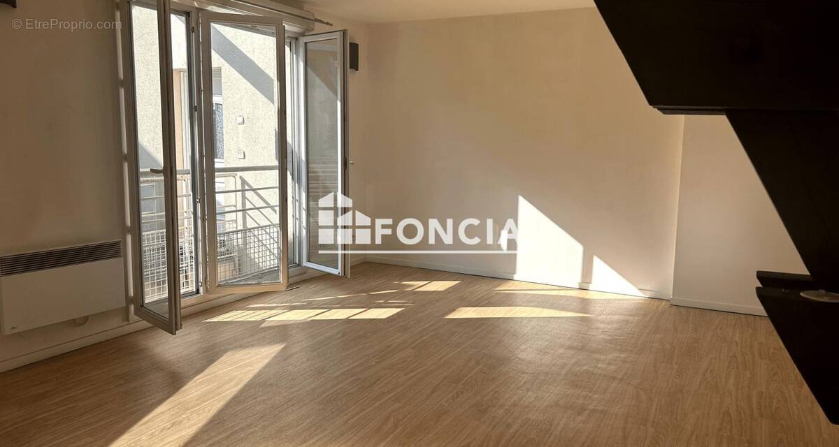 Appartement à CLAYE-SOUILLY
