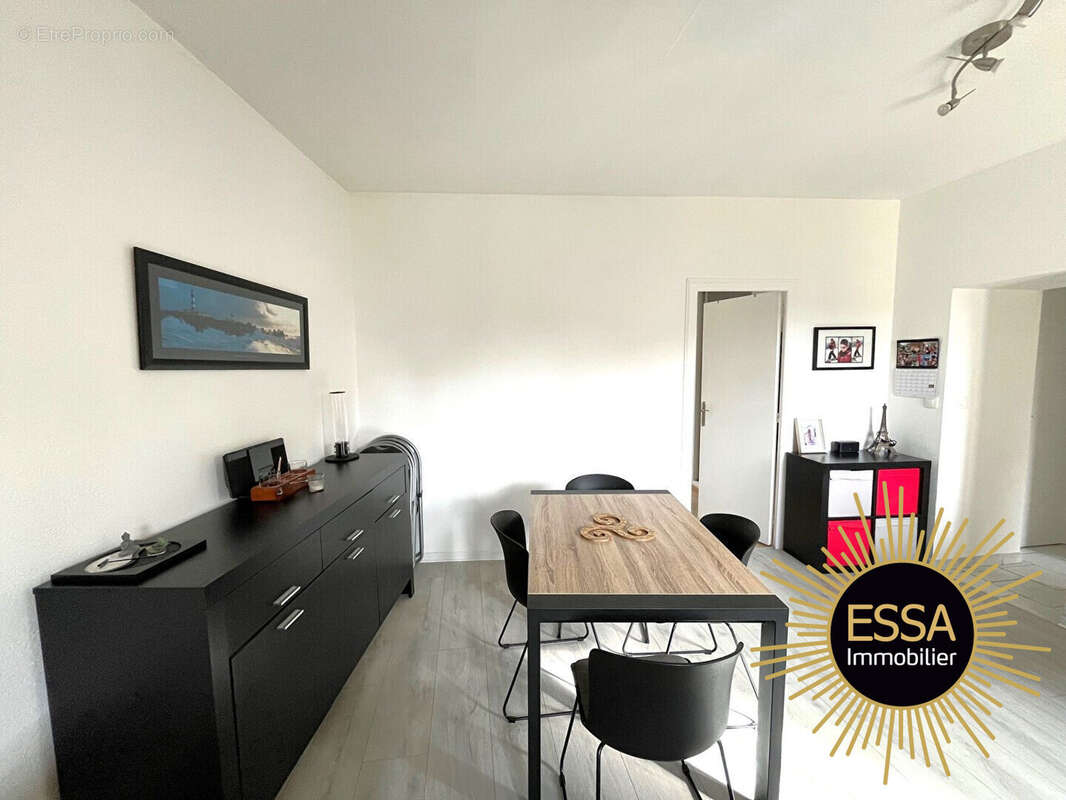 Appartement à CHAVENAY