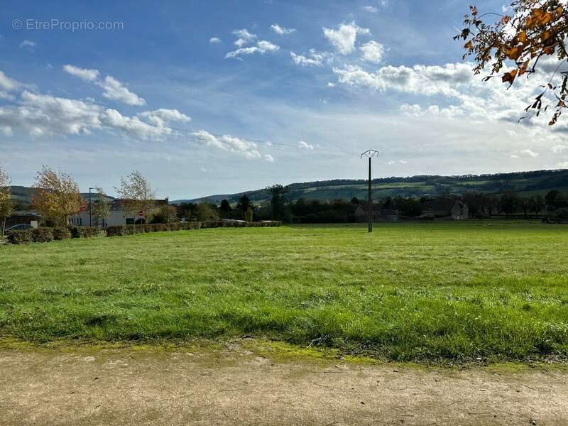 Terrain à VITTEAUX