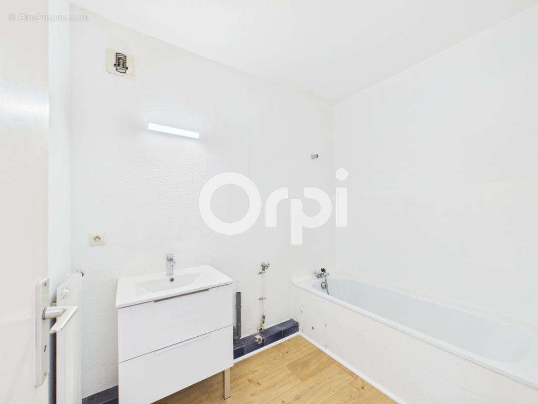 Appartement à MANDELIEU-LA-NAPOULE