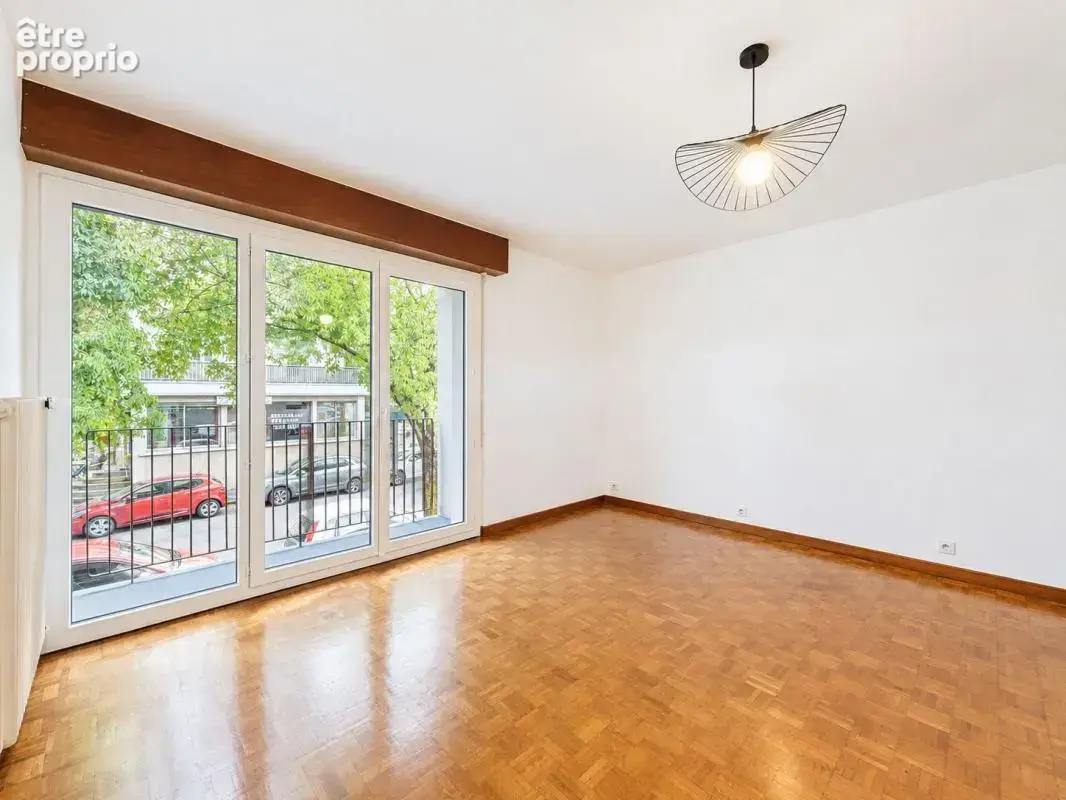 Appartement À Vendre - photo 2