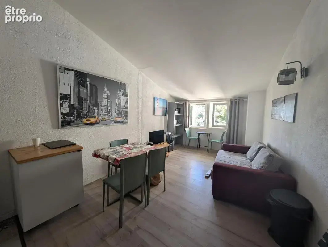 Appartement à PEZENAS