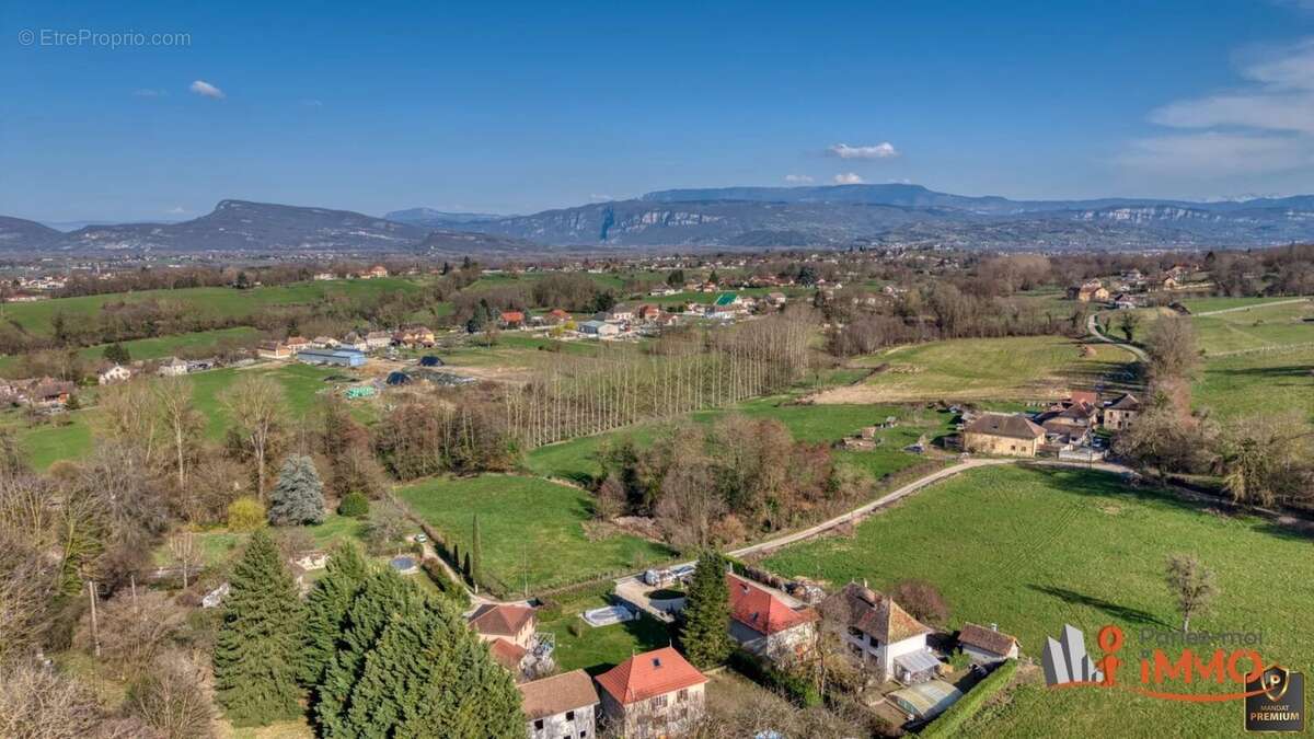 Maison à CORBELIN