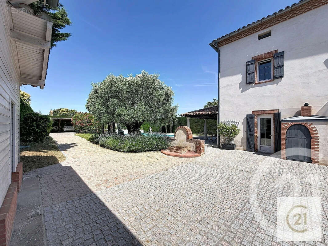 Maison 180 m² à Saint-Leon  - photo 20