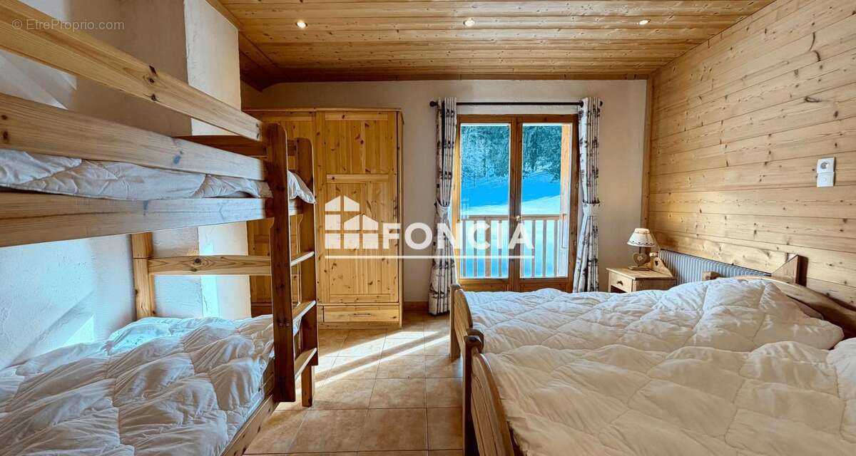 Maison à NOTRE-DAME-DE-BELLECOMBE