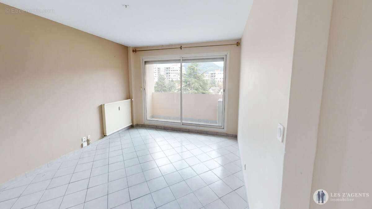Appartement à ECHIROLLES