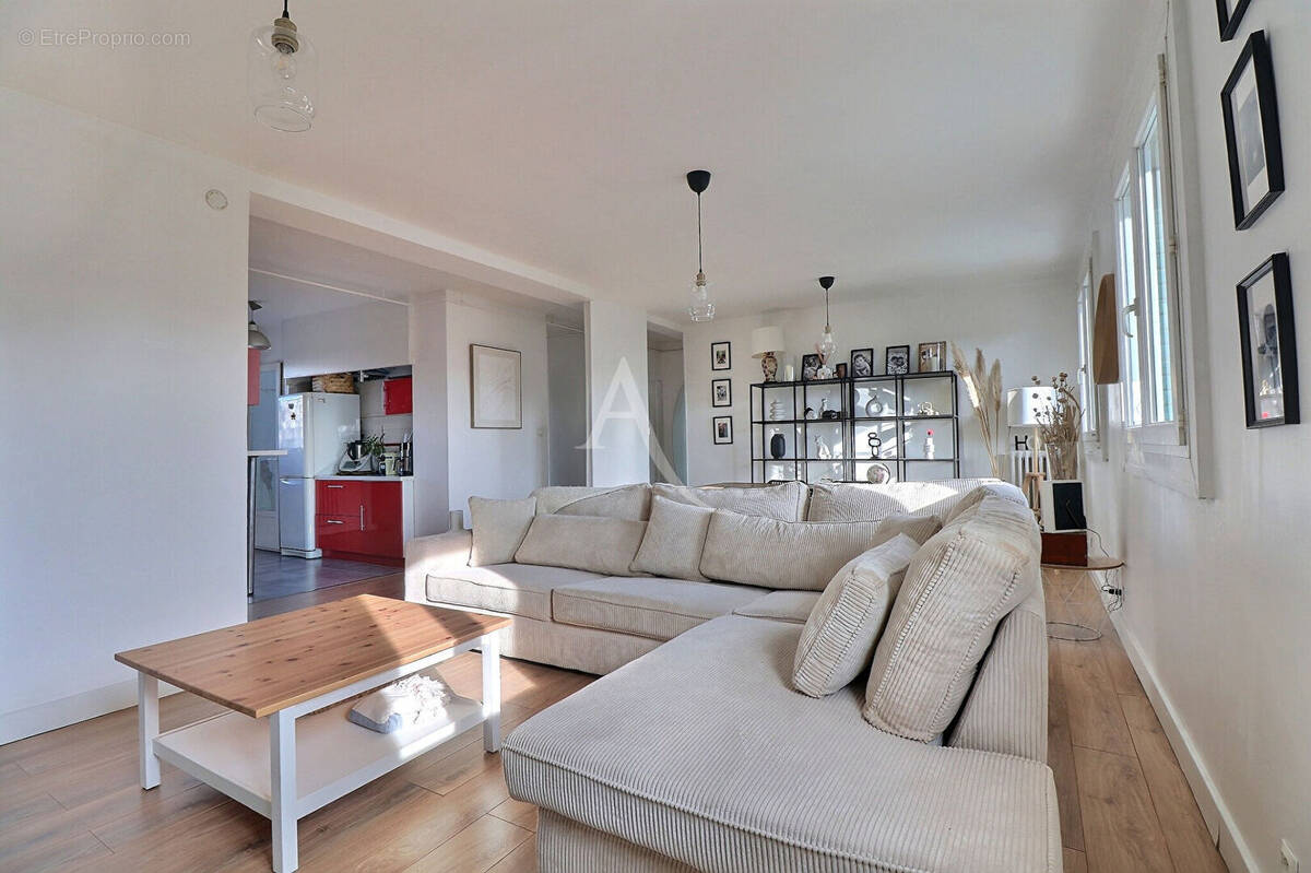 Appartement à MARSEILLE-8E