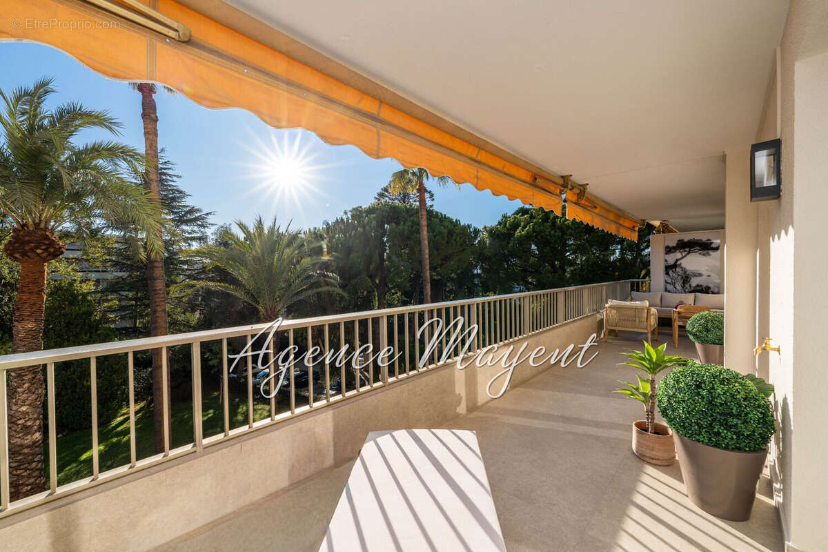 Appartement à CANNES