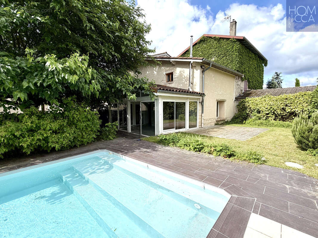 Maison à QUINCIEUX