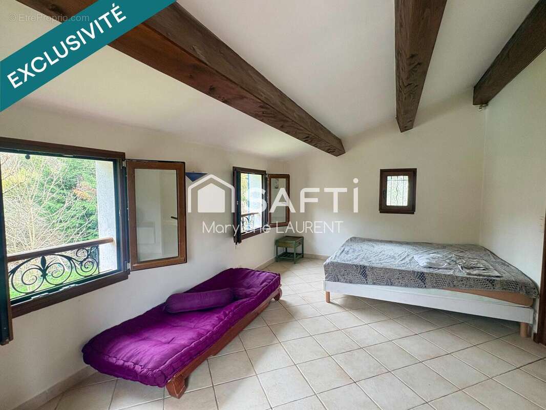 Photo 8 - Maison à COLLOBRIERES