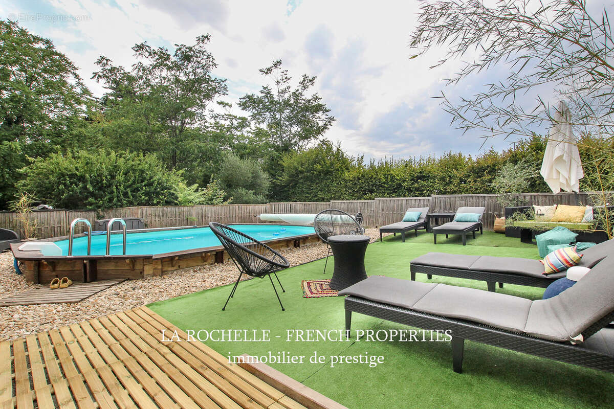 Propriété de campagne avec piscine - proche fontenay le comte - photo 11