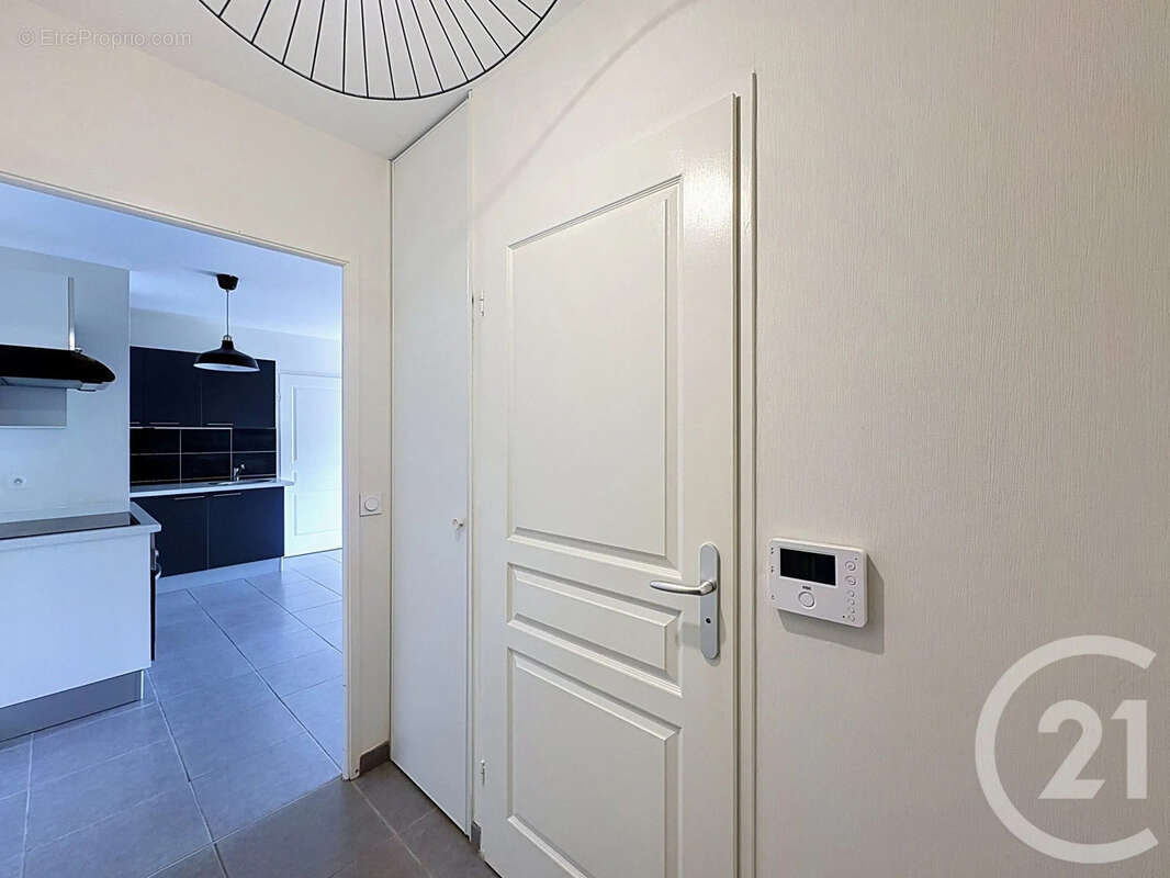 Appartement 43 m² à Dijon  - photo 6
