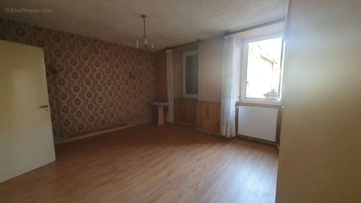 Maison à AX-LES-THERMES