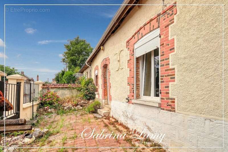 Maison avec dépendance à fort potentiel – Loisy-en-Brie (51130) - Jardin - Terrasse - photo 16