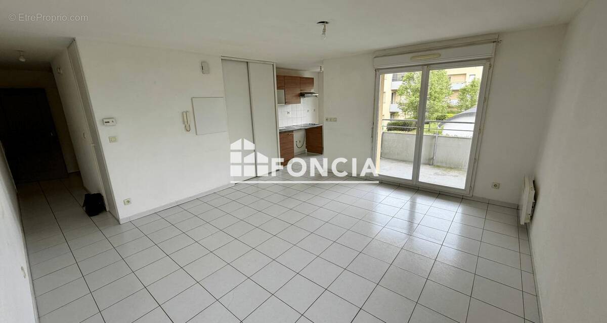 Appartement à MONTIGNY-EN-GOHELLE