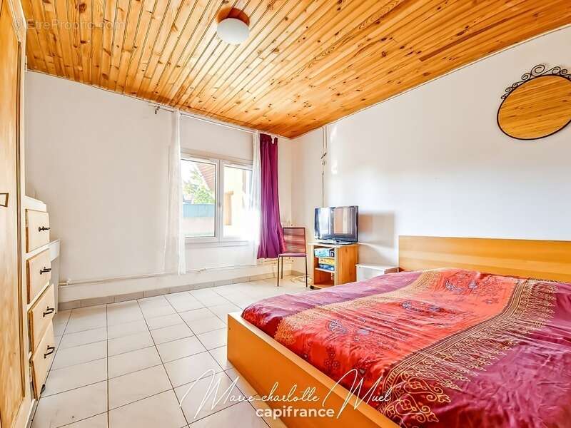 Maison à PONT-DE-VAUX