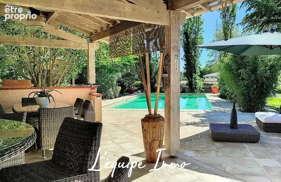 Maison T6 avec piscine et garage - photo 5