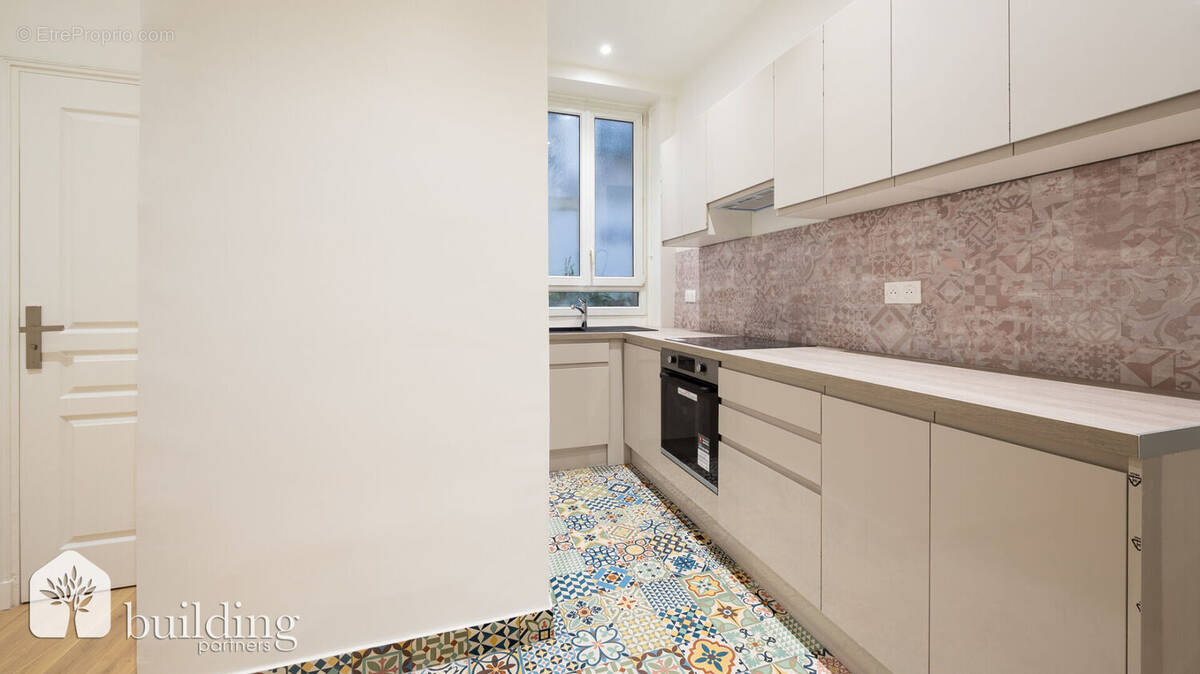 Appartement à PARIS-8E