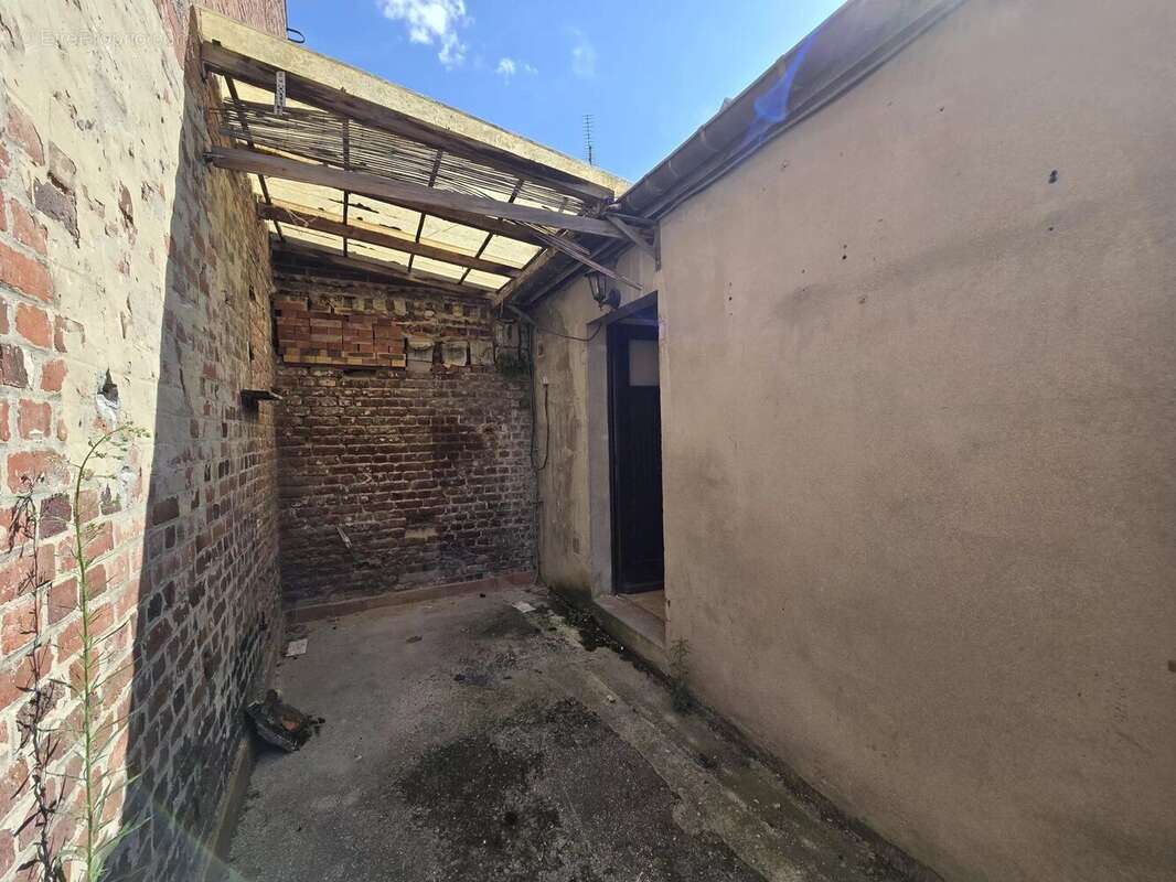 Maison à SAINT-QUENTIN