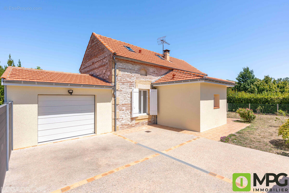 Maison à SAINTE-LIVRADE-SUR-LOT