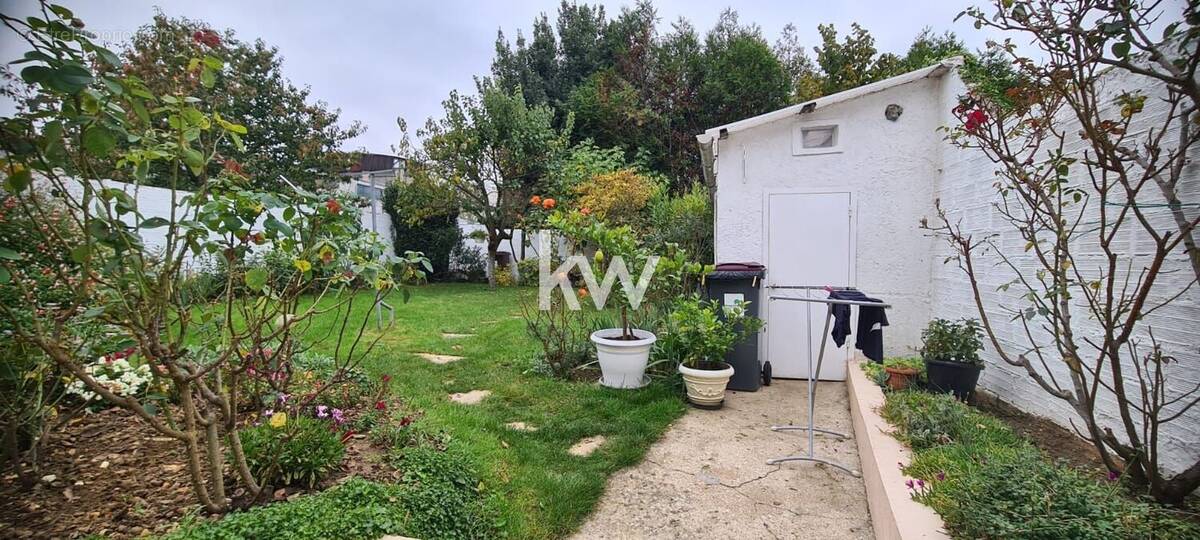 Maison à CORBEIL-ESSONNES