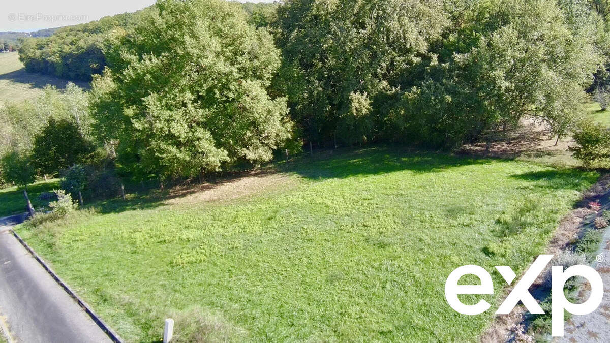 single Photo - Terrain à AUBIAC