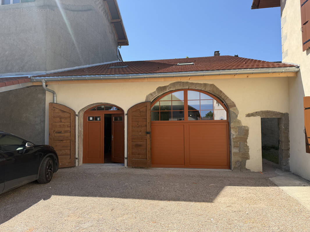 Maison à DOUVAINE