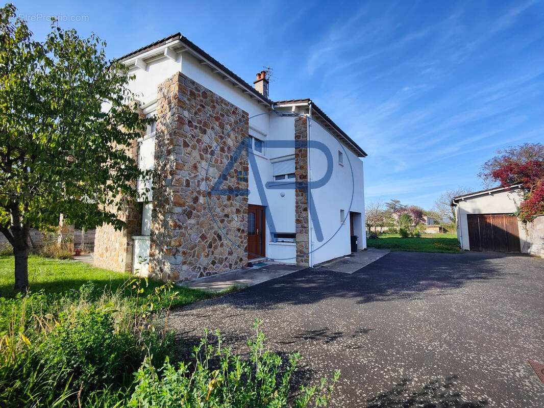 Maison à BRIOUDE