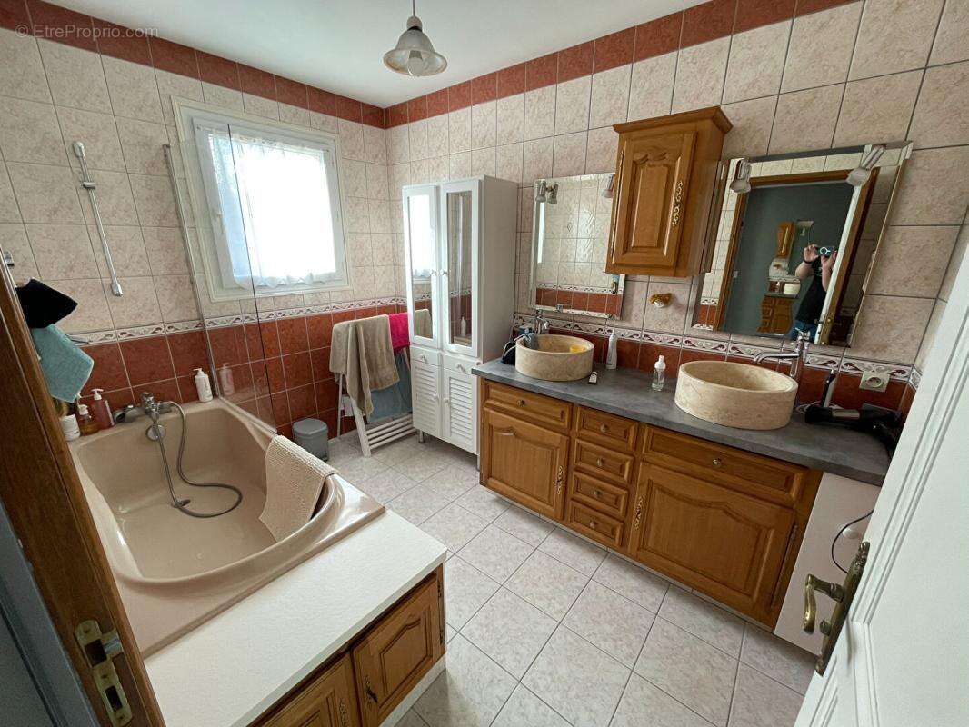 Maison Chatellerault 7 pièce(s) 120.45 m2 - photo 7