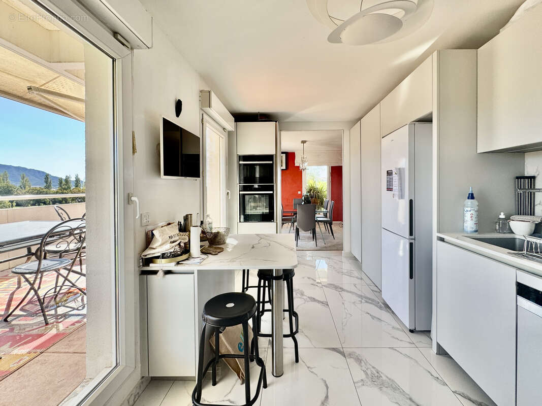 Appartement à MARSEILLE-8E