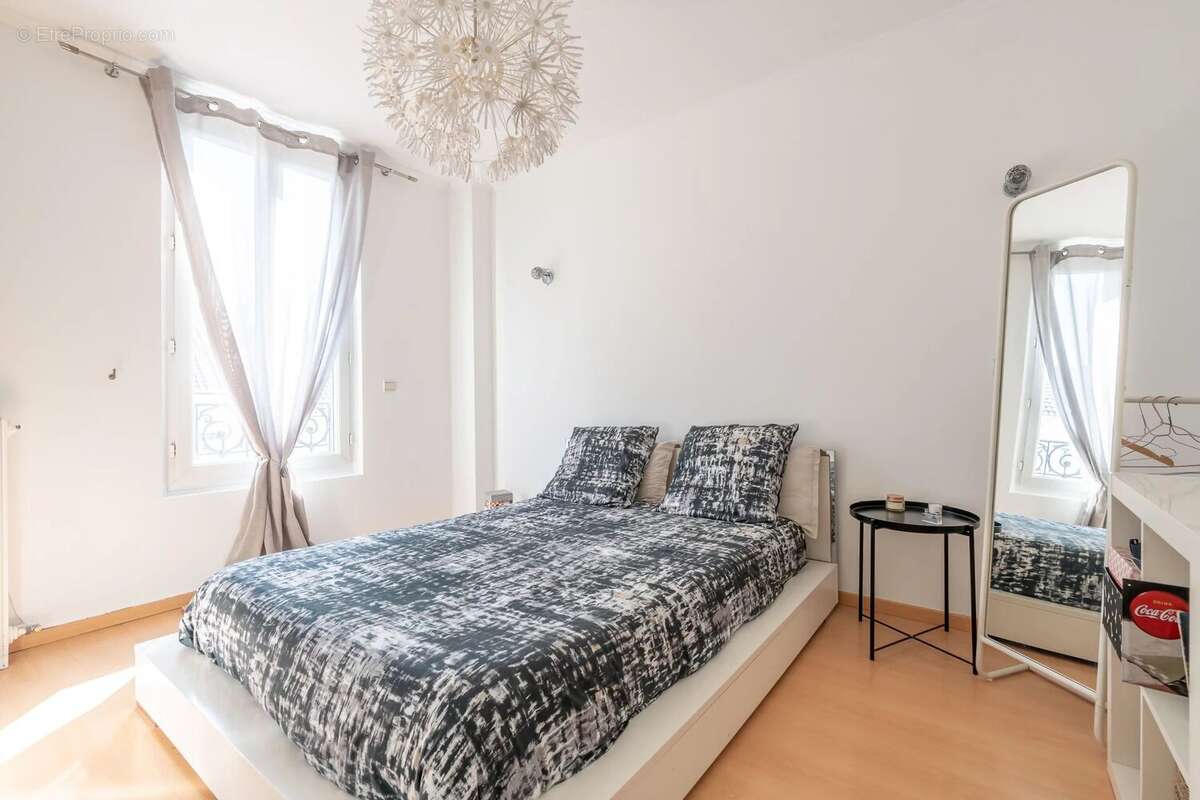 Maison à LE PERREUX-SUR-MARNE