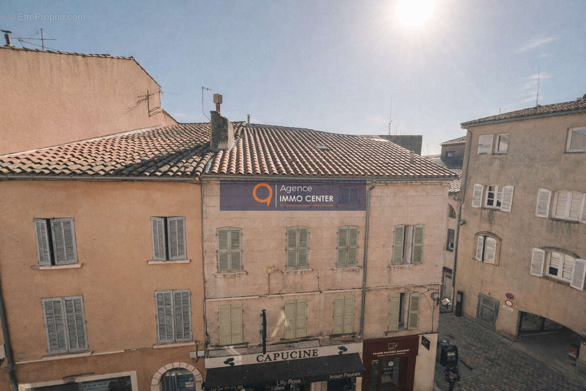 Appartement à LA VALETTE-DU-VAR