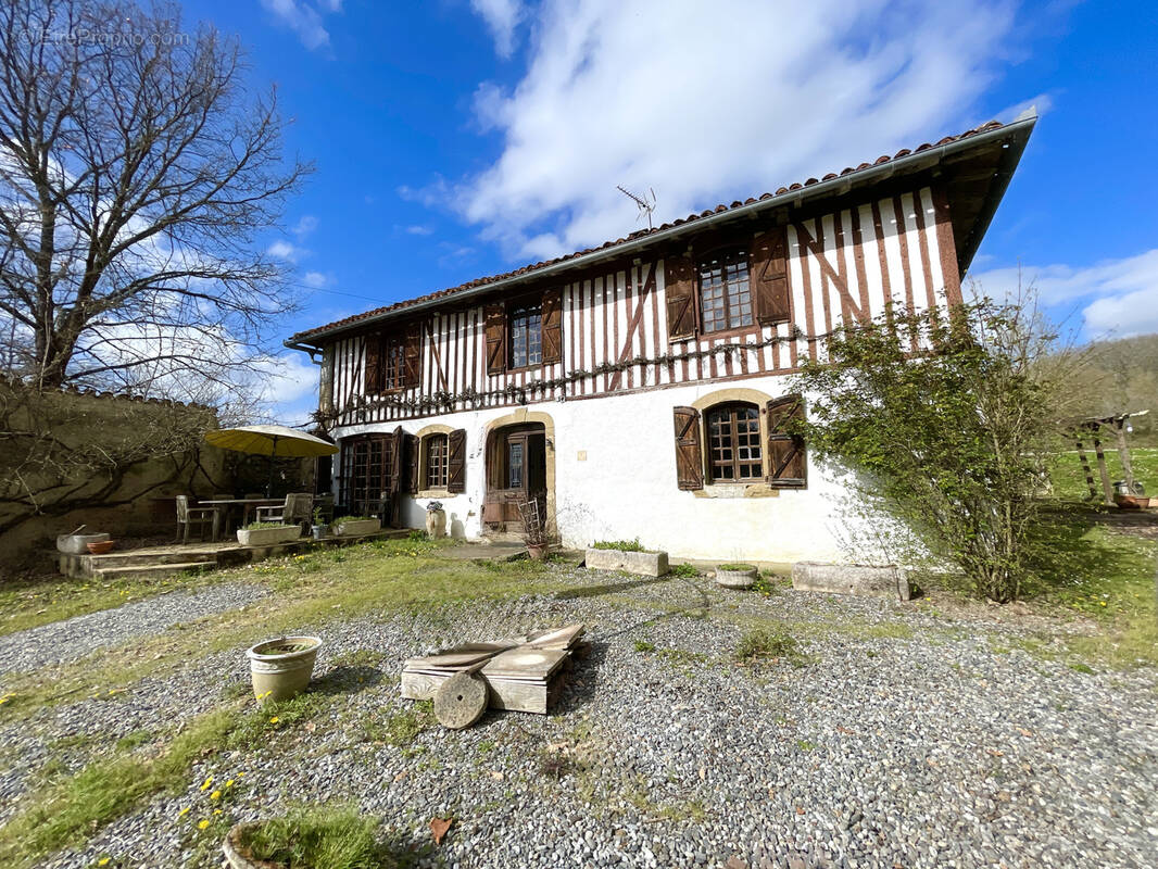 Maison à CASTELNAU-MAGNOAC