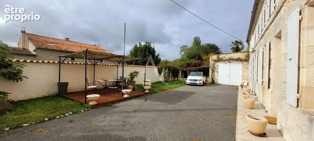 Ancienne longère aux portes de Saintes - photo 9