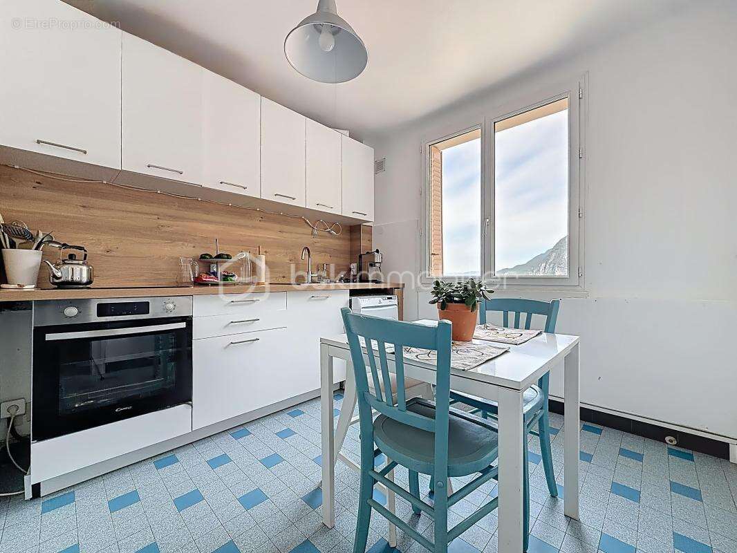 Appartement à SAINT-MARTIN-LE-VINOUX