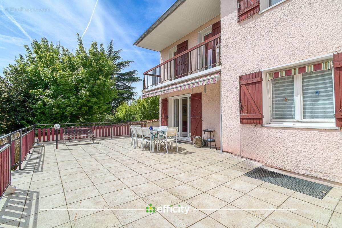 Maison à RILLIEUX-LA-PAPE