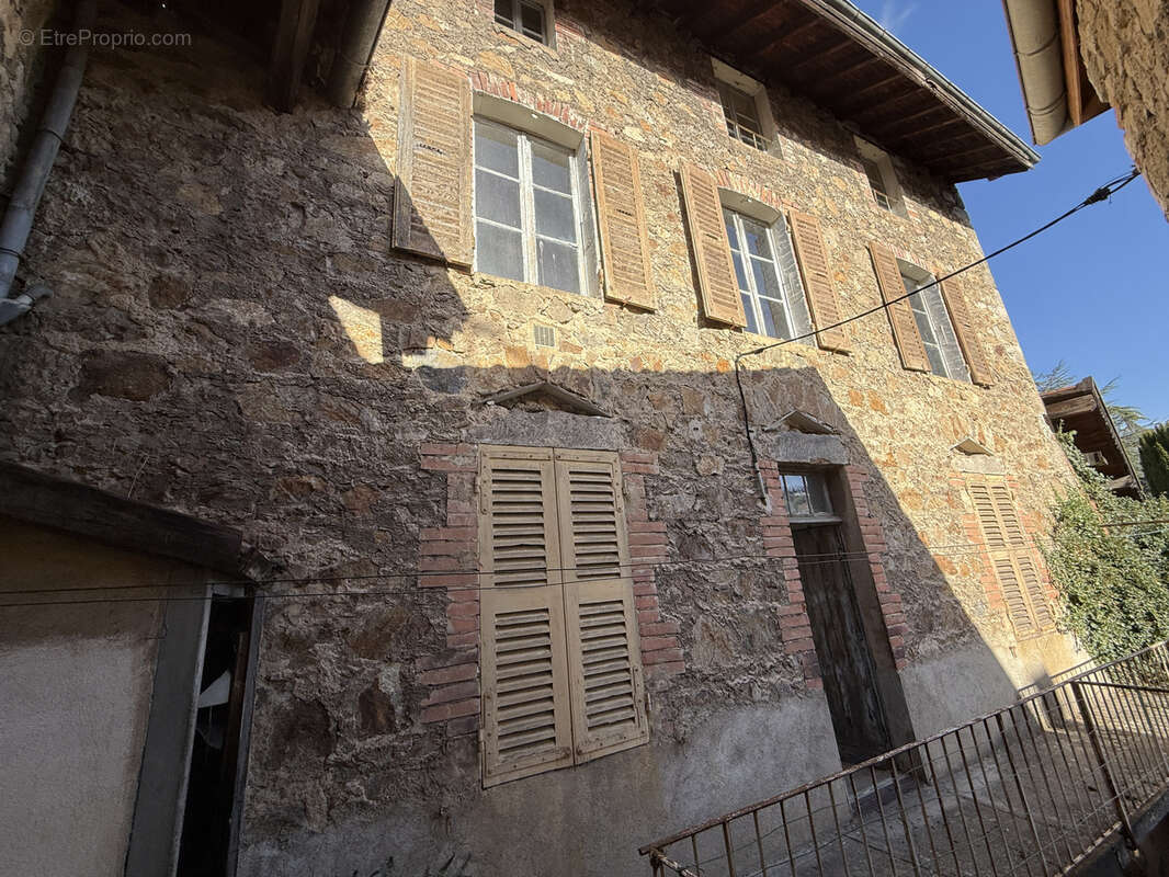 Appartement à BOURG-ARGENTAL