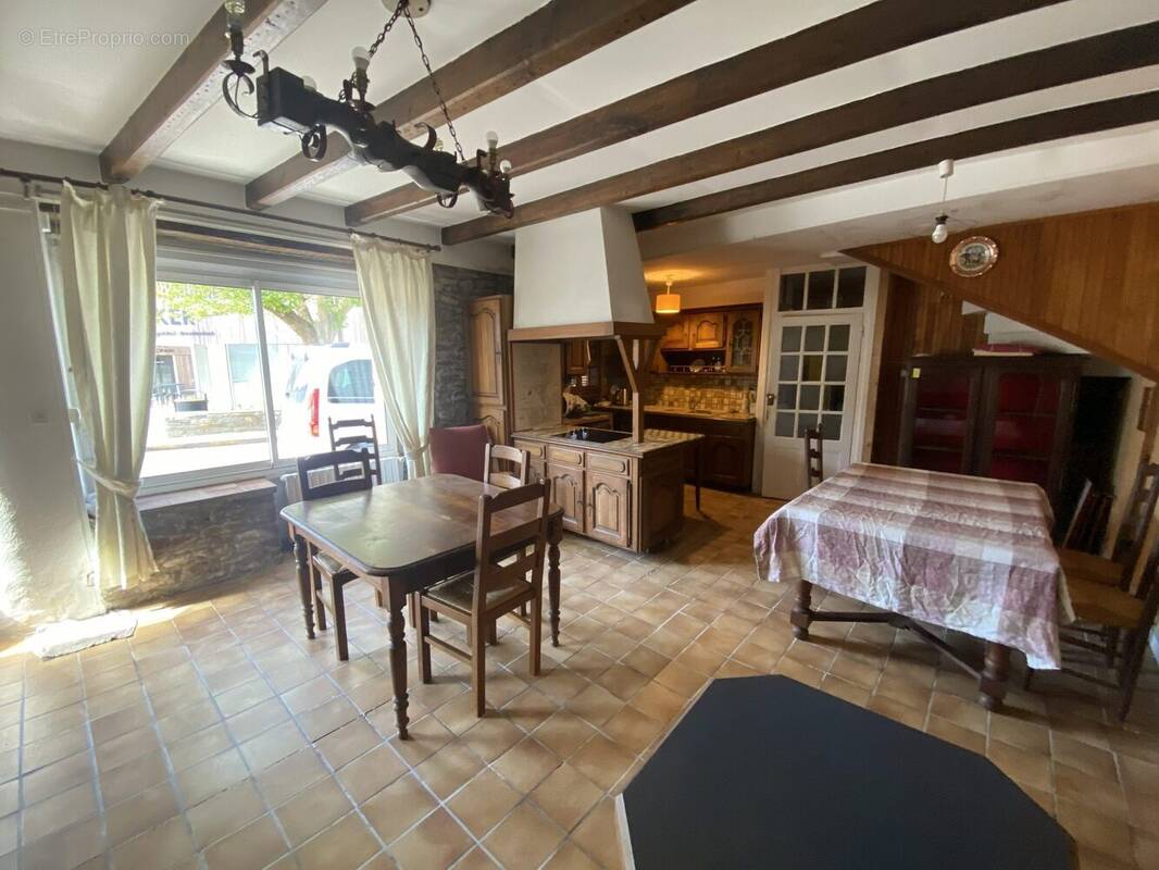 Maison à LANGUIDIC