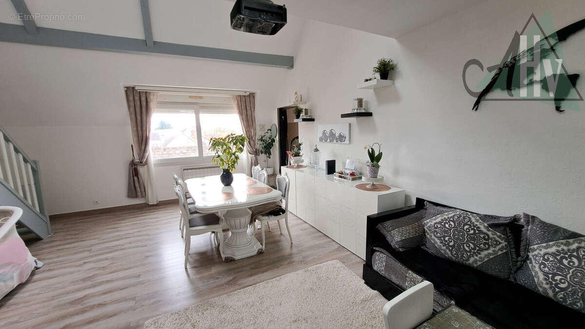 Appartement à SAINT-VALERIEN