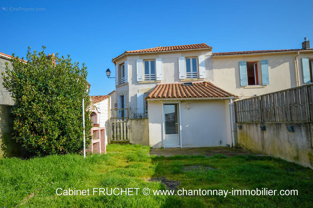 Maison à SIGOURNAIS