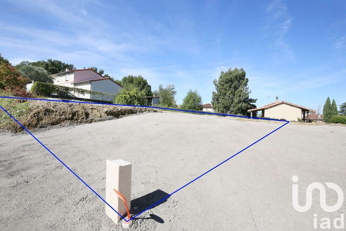 Photo 4 - Terrain à SAINT-SAUVEUR