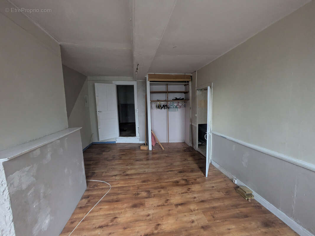 Appartement à FOUGERES