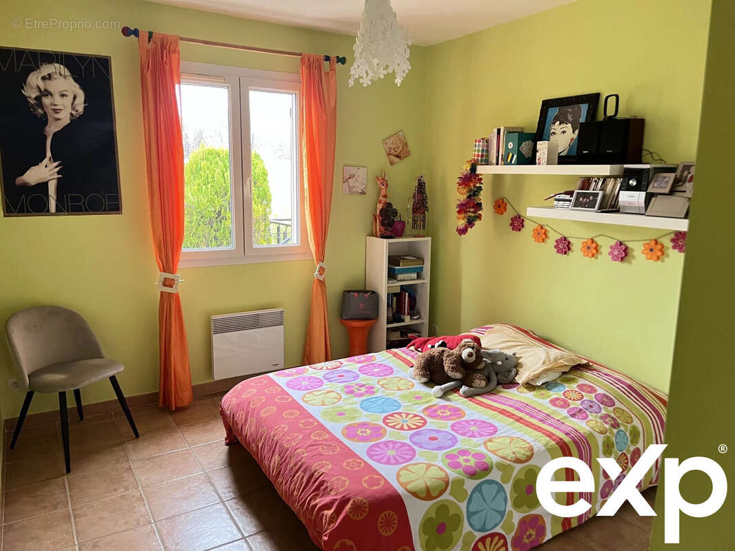 Maison à CASTELNAU-VALENCE