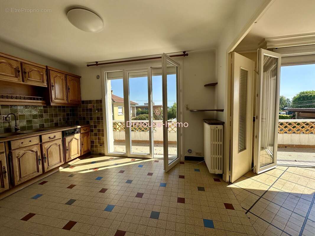 Maison à PORTES-LES-VALENCE