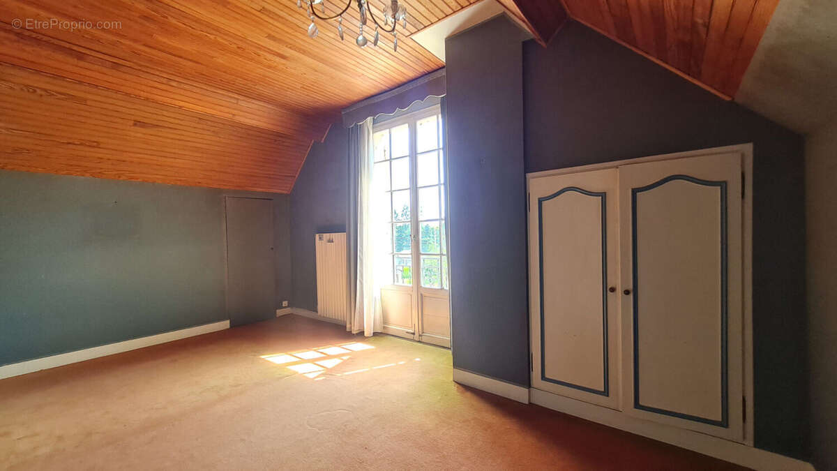 Maison à JOUY