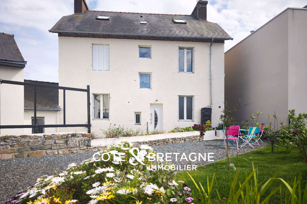 Maison à PLOUBAZLANEC