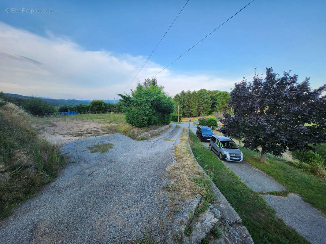 Maison à AILHON