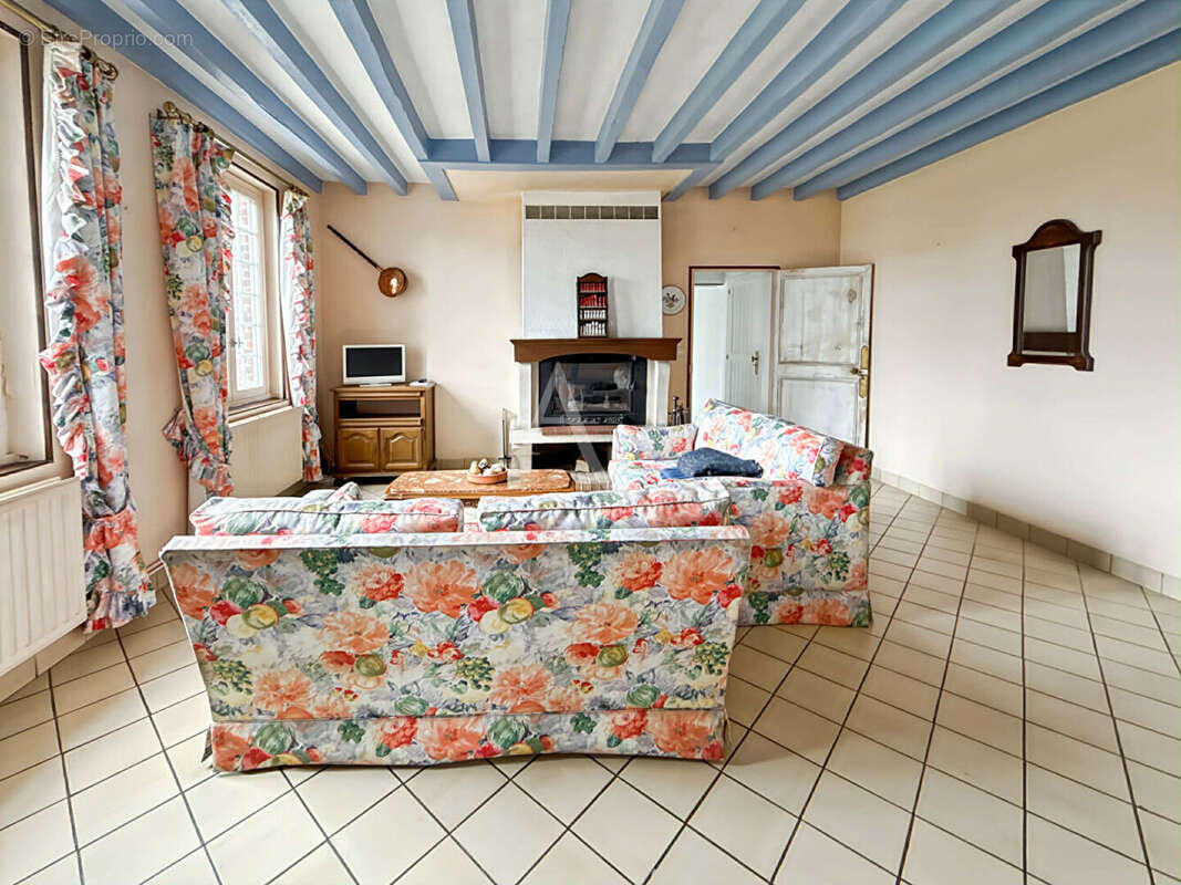 Maison à ETREPAGNY